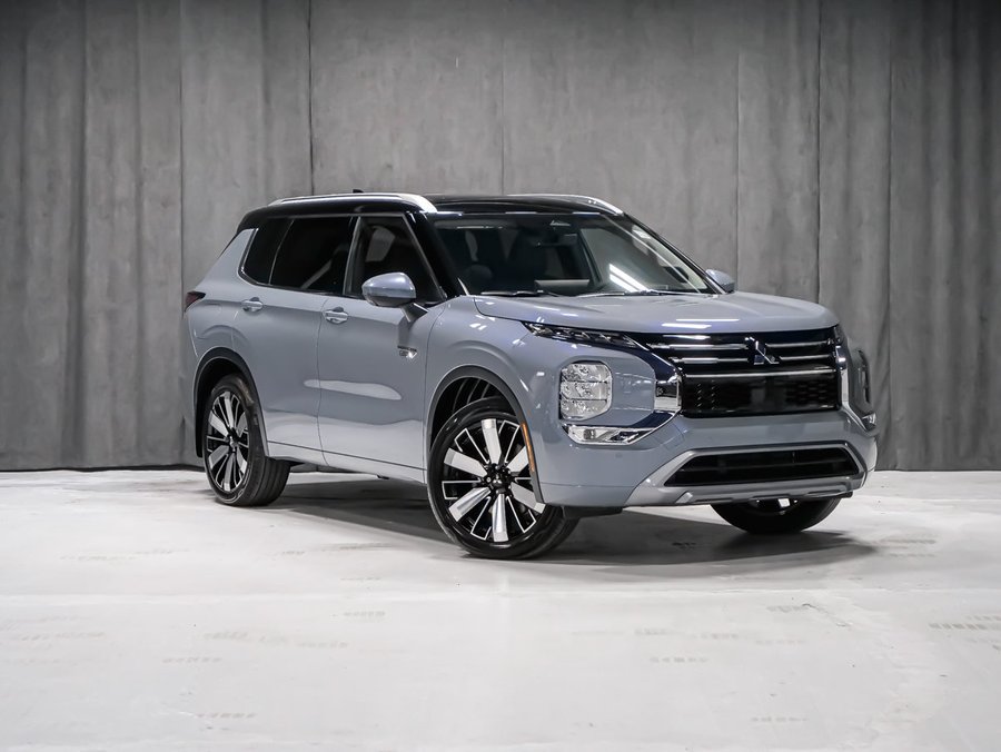 2026 Mitsubishi Outlander Plug-In Hybrid GT Moonstone Grey Premium Finish