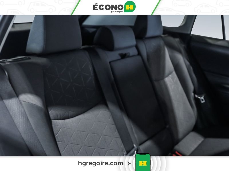 2019 Toyota Rav 4 White Blainville - photo #20