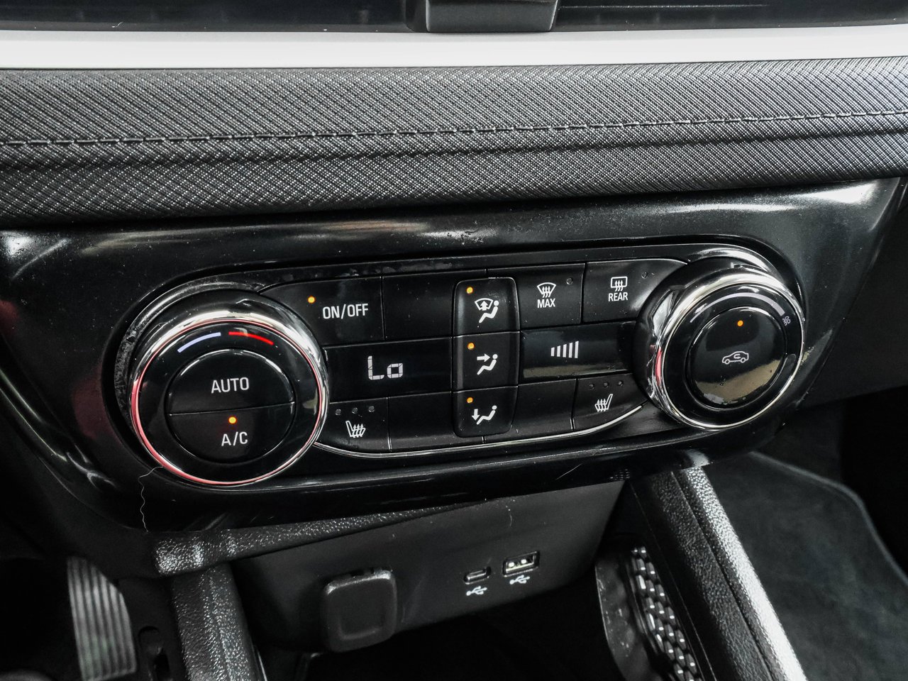 2024 Chevrolet Trailblazer FWD 4dr LT Black Sherwood Park - photo #28