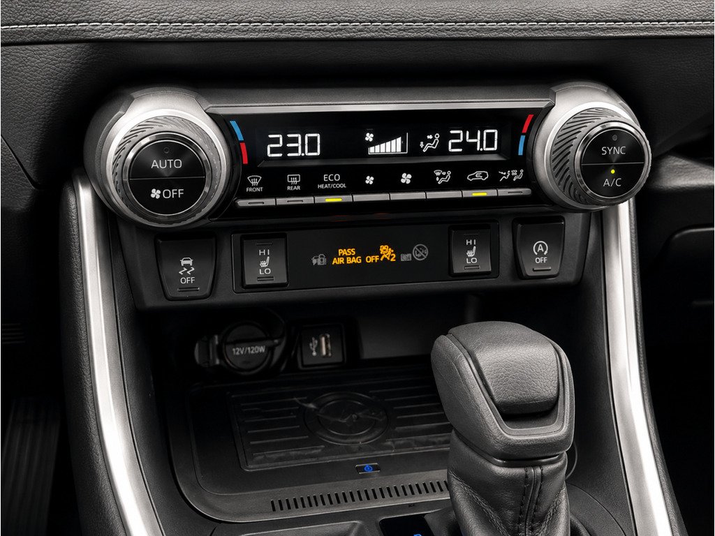2024 Toyota RAV4 Red Saint-Basile-le-Grand - photo #14
