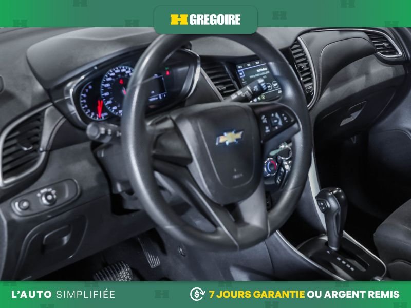 2019 Chevrolet Trax White Laval - photo #11