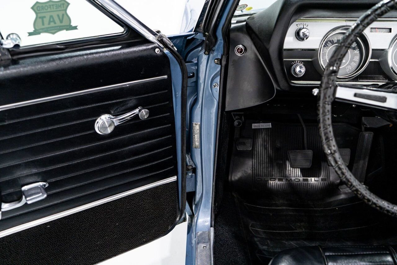 1966 Oldsmobile 442 PRIX EN USD | Matching# 400cu.in. 4-Speed Blue Montreal - photo #76