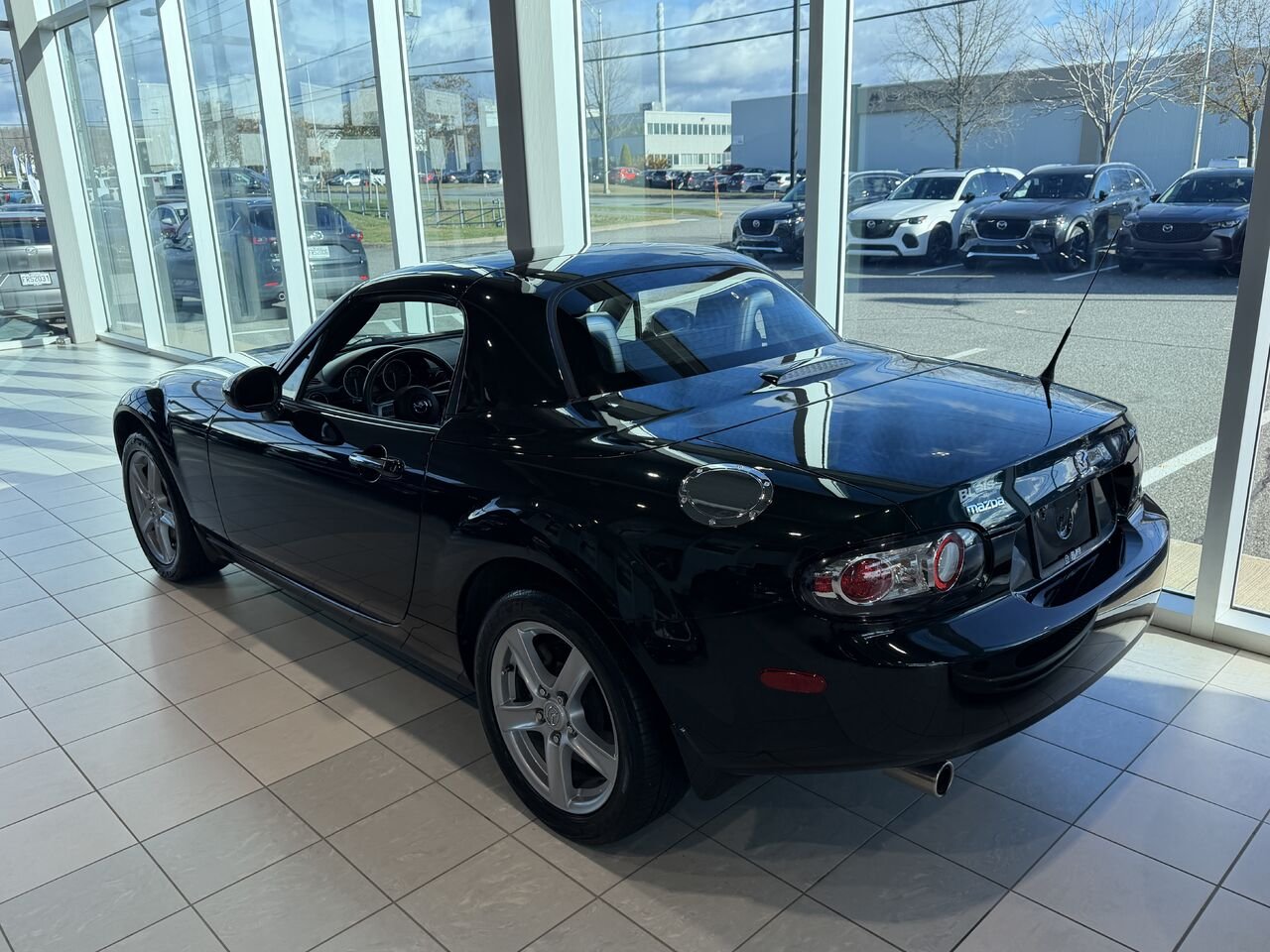 2007 Mazda MX-5 Green Ste-Marie - photo #7