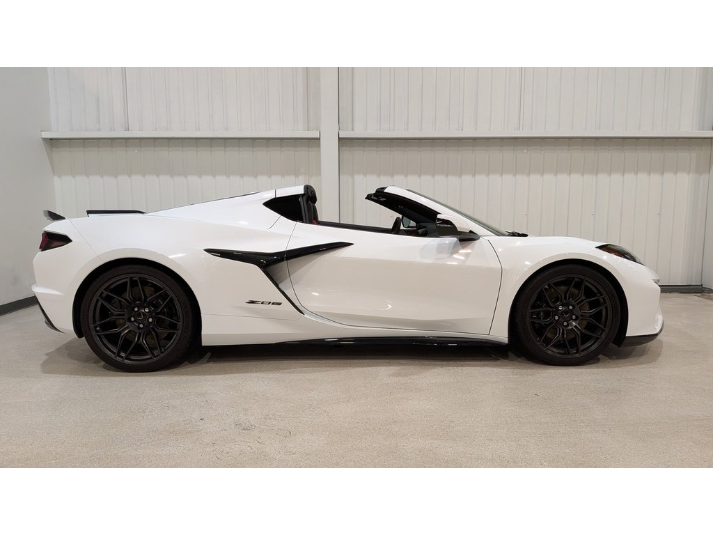 2024 Chevrolet Corvette 2dr Z06 Cpe w/2LZ White Val-David - photo #7