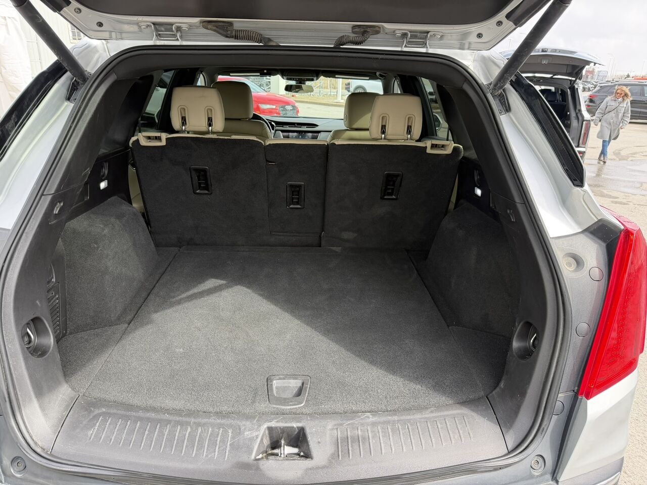 Cadillac XT5 V6 3.6 IMPECCABLE STOCK XP5727A 2019 Argent Laval - photo #13