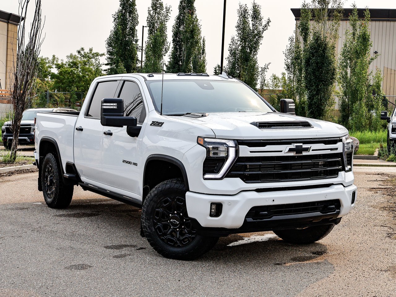 2024 Chevrolet Silverado 2500HD 4WD Crew Cab 159 LTZ White Sherwood Park - photo #1