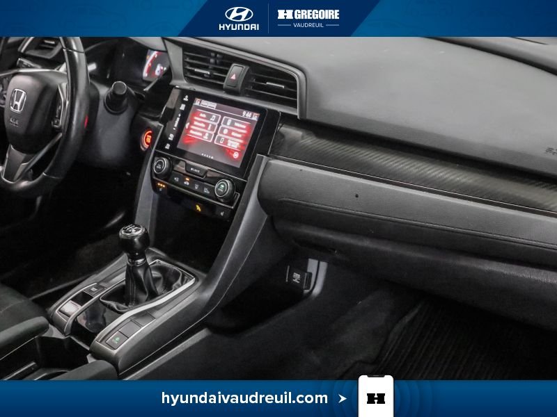 Honda Civic 2018 Rouge Saint-Eustache - photo #33