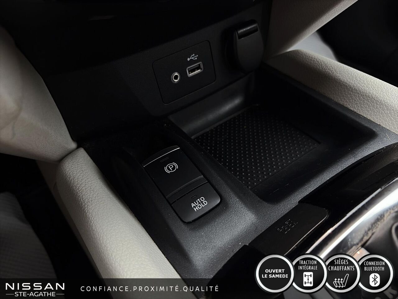 2021 Nissan Qashqai SV TA CVT Blue Saint-Jérôme - photo #18