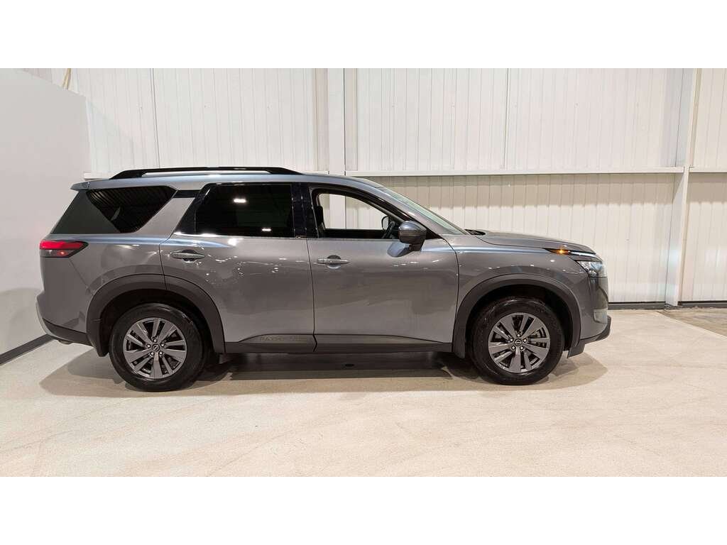 Nissan Pathfinder 2024 Gris Val-David - photo #3