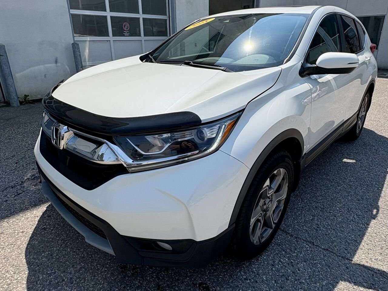 2018 Honda CR-V White Mont-Laurier - photo #4