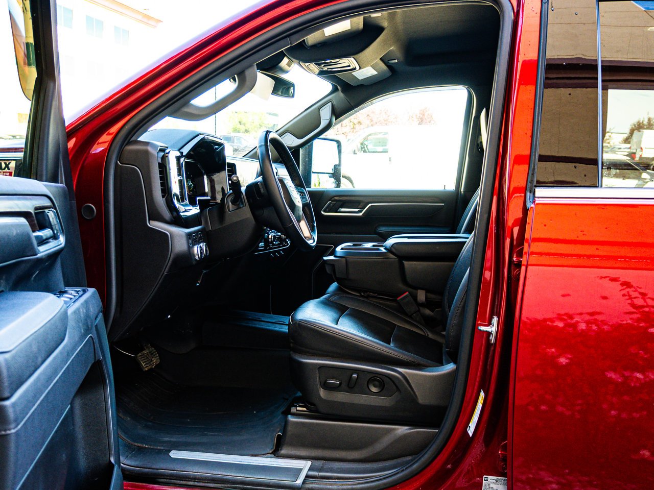 2025 GMC Sierra 3500HD 4WD Crew Cab 159 SLT Red Sherwood Park - photo #15