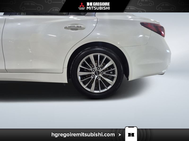2024 Infiniti Q50 White Laval - photo #11