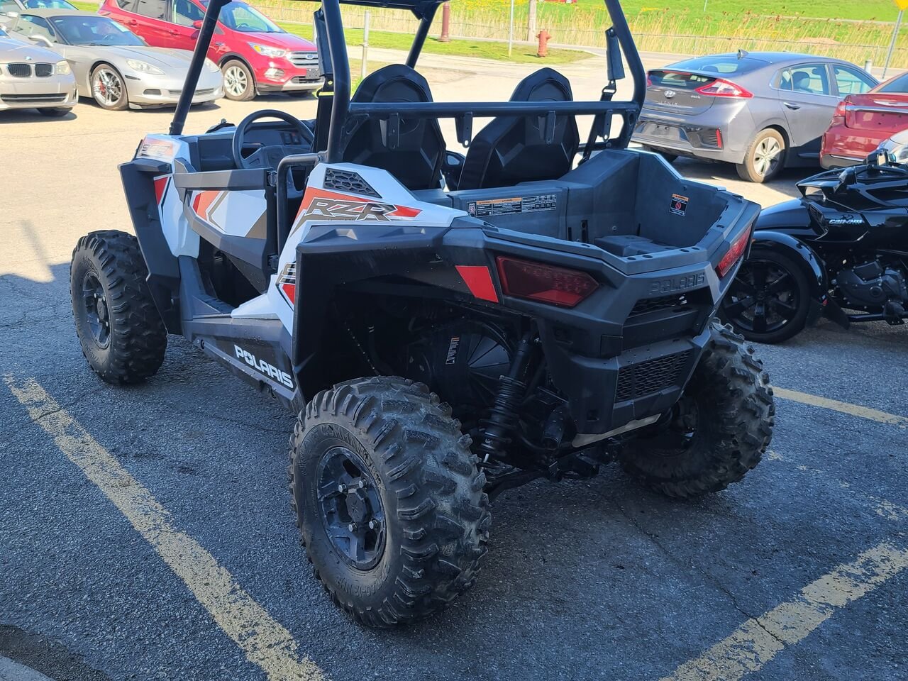 2020 polaris rzr Red  - photo #4