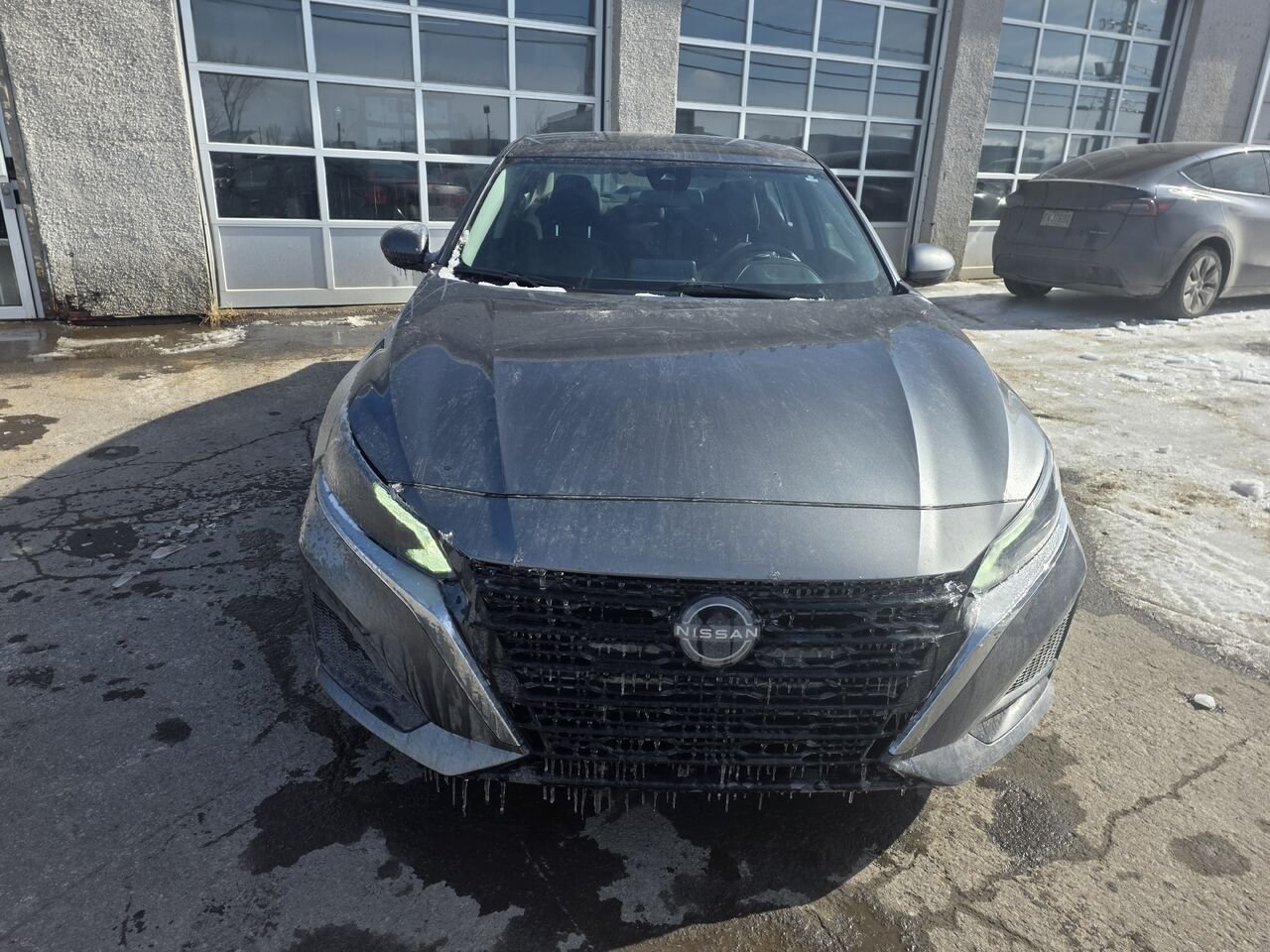 2023 Nissan Altima Black  - photo #8