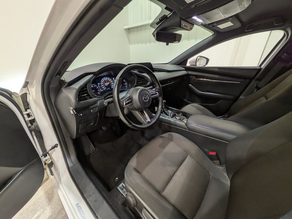 2019 Mazda Mazda3 Sport GS Auto FWD White Val-David - photo #9