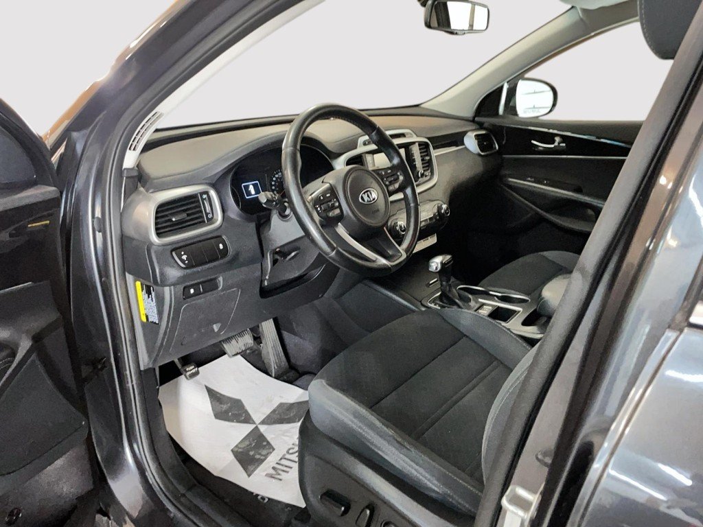 2018 Kia SORENTO Black Amos - photo #8