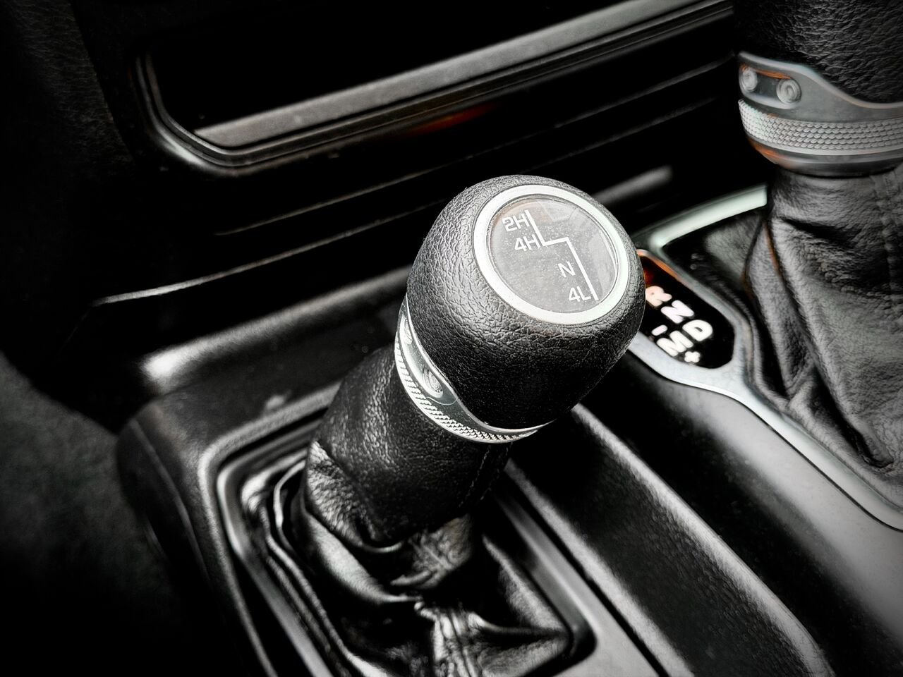 Jeep Wrangler 2022 Argent Notre-Dame-des-Prairies - photo #26