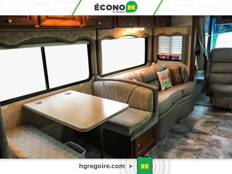 Ford Super Duty F-550 Motorhome 2007 Blanc Blainville - photo #7