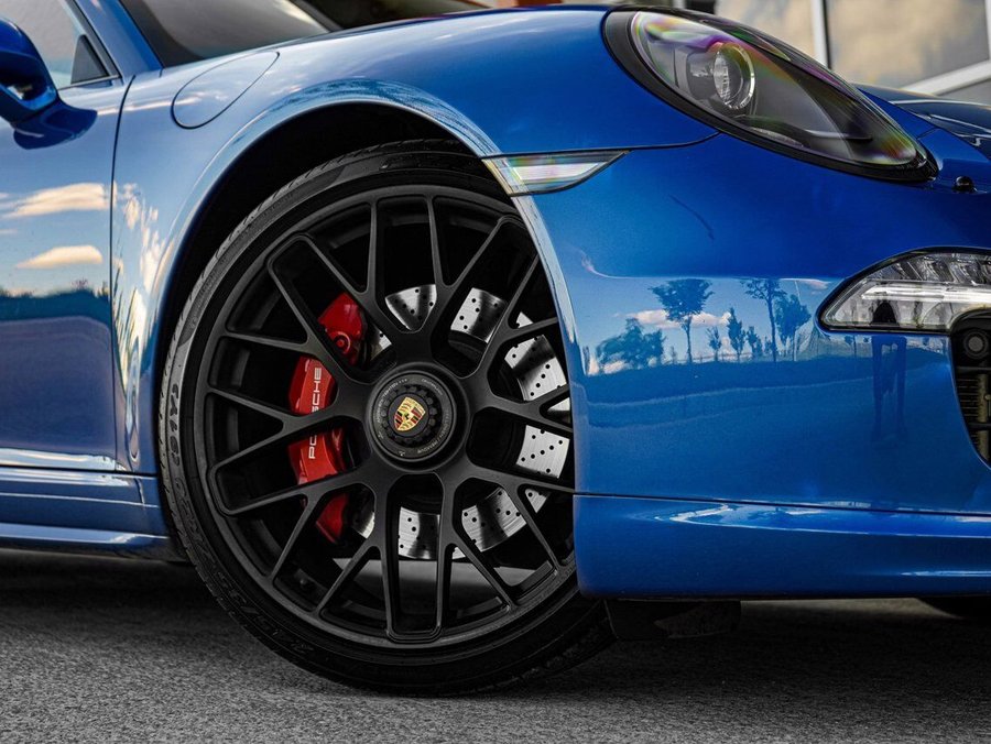 2015 Porsche 911 2015 Blue