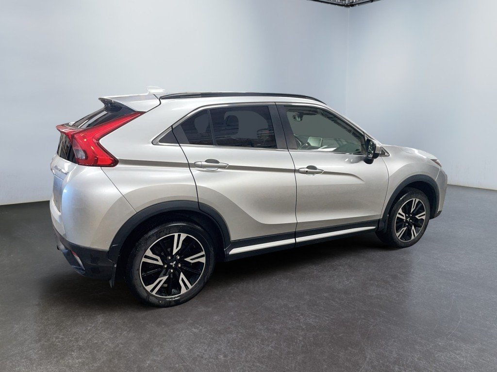 Mitsubishi Eclipse 2018 Argent Amos - photo #7
