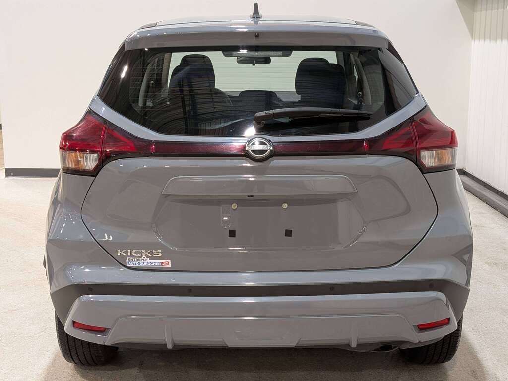 Nissan Kicks 2024 Gris Val-David - photo #5