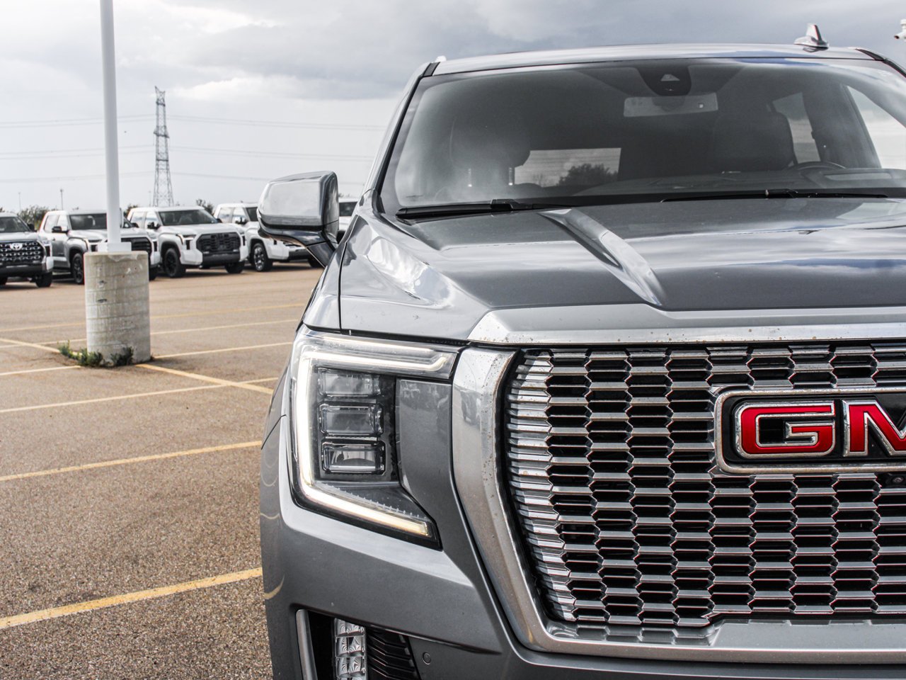 2022 GMC Yukon XL 4WD 4dr Denali Grey Sherwood Park - photo #10