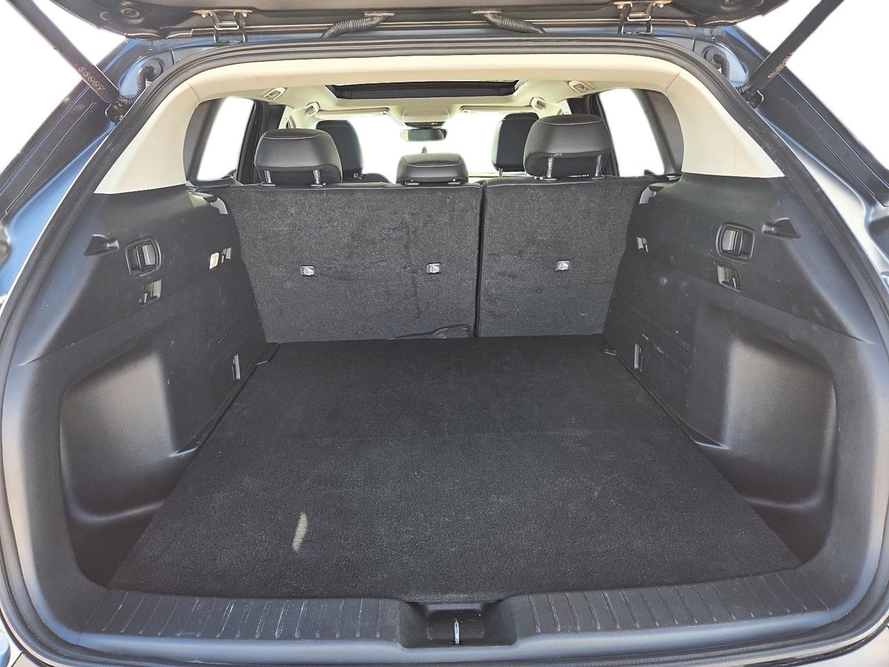 Mazda CX-50 NIV 7MMVABCM6SN326985 2025 Gris Chicoutimi - photo #7