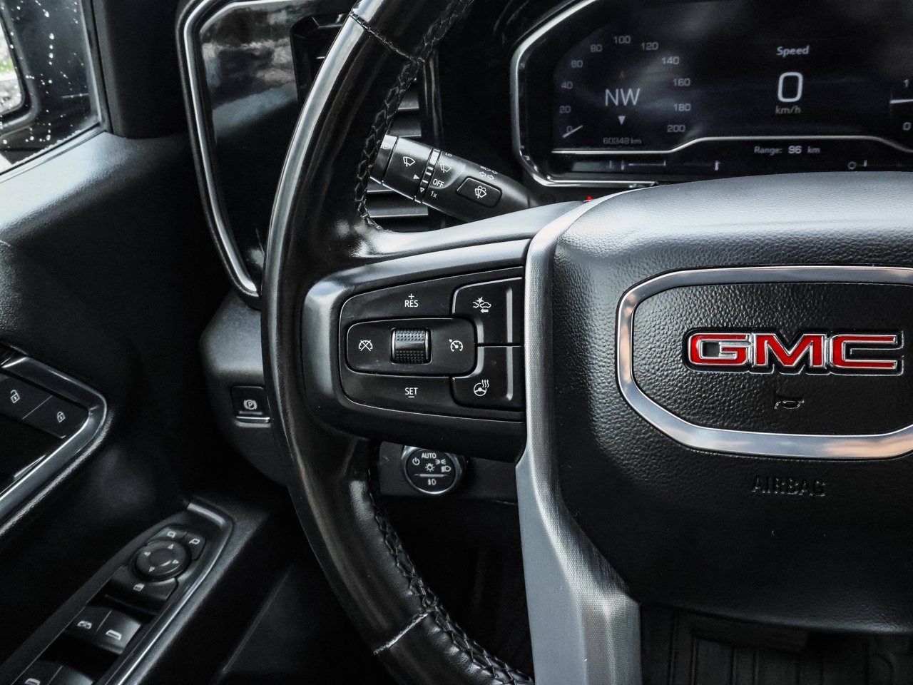 2024 GMC Sierra 1500 4WD Crew Cab 147 Elevation Black Sherwood Park - photo #21
