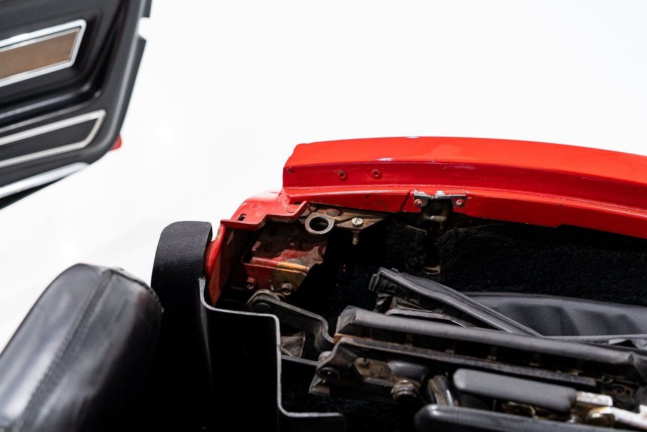 Chevrolet Corvette *PRIX EN USD* Matching# LT1 350/330HP 1971 Rouge Montréal - photo #81