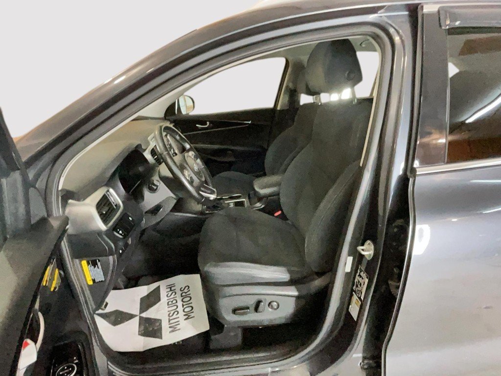 2018 Kia SORENTO Black Amos - photo #9