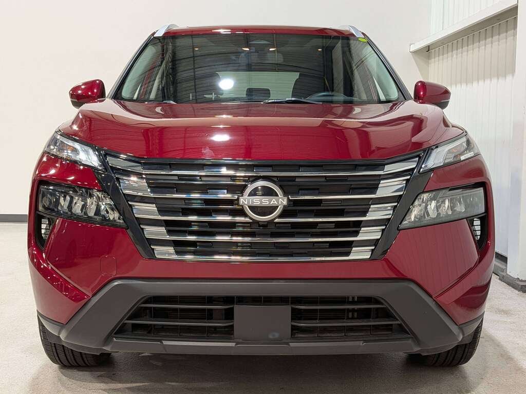 2024 Nissan Rogue AWD SV Moonroof Red Val-David - photo #3