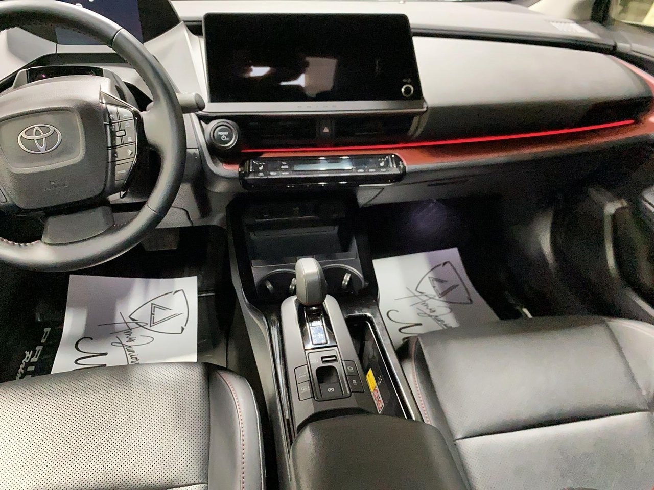 2024 Toyota Prius Prime VIN JTDACACU4R3019131 Grey Baie-Comeau - photo #6