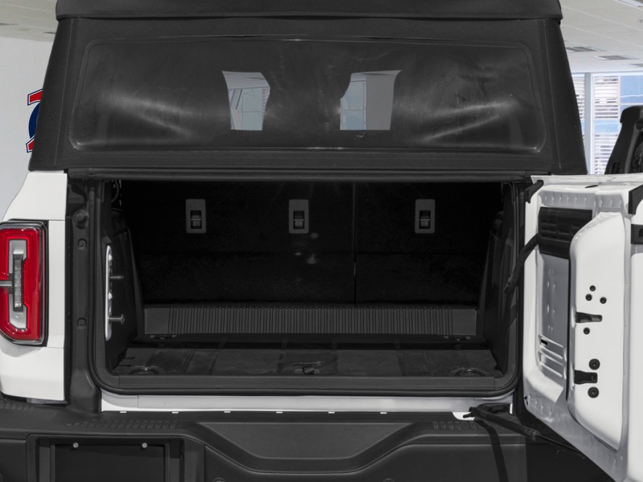 2025 Ford Bronco Shadow Black La Sarre - photo #4