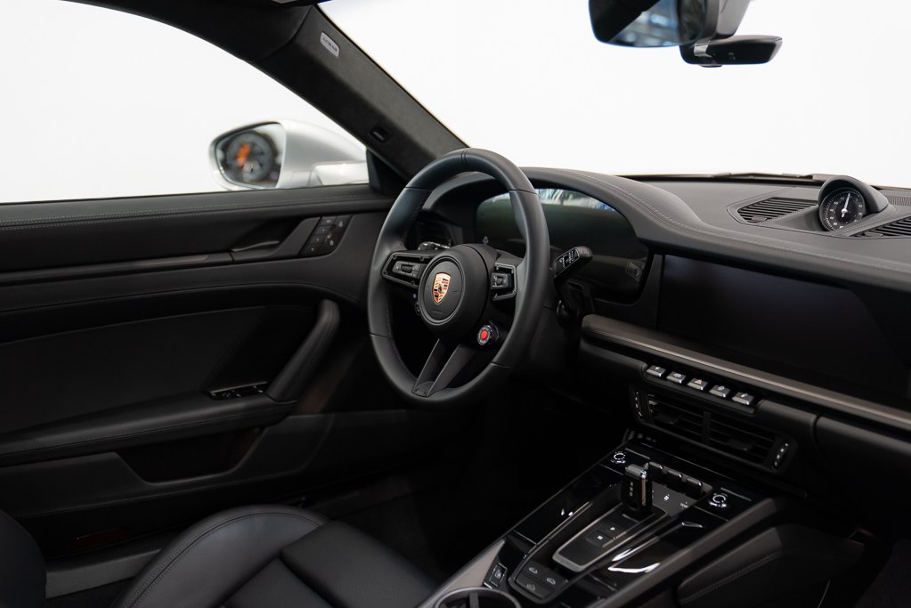 2026 Porsche 911 Carrera GTS Coupe \\ \\ NO LUXURY TAX Silver Kirkland - photo #13