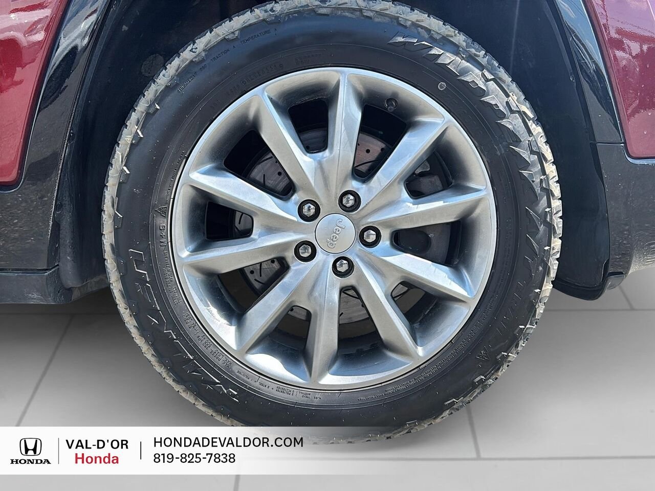 2018 Jeep Cherokee North édition spéciale 4x4 *Disponibilité limitée* Red Val-d'Or - photo #5