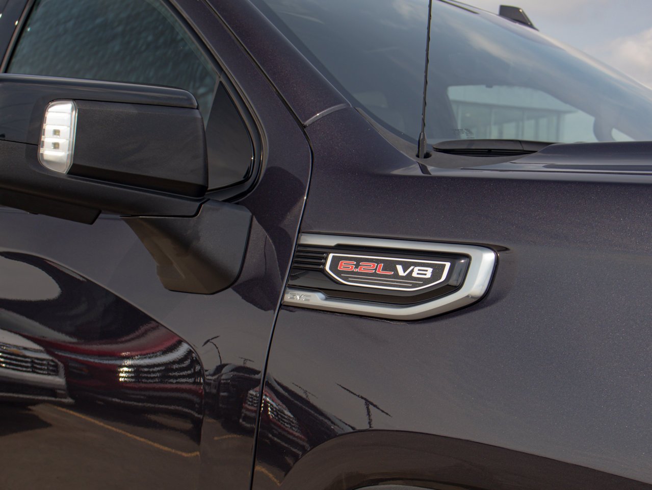 2025 GMC Sierra 1500 4WD Crew Cab 147 AT4 Grey Sherwood Park - photo #16