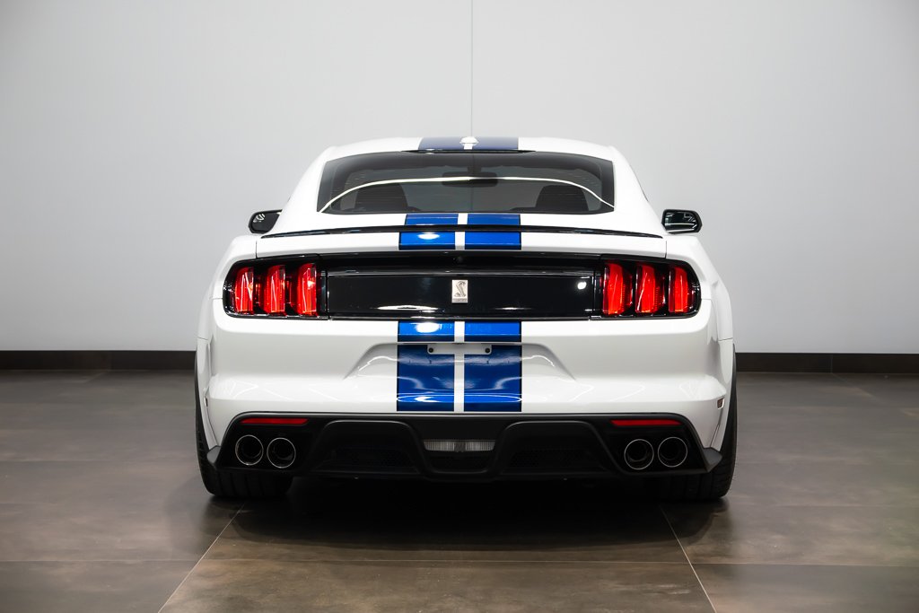 Ford Mustang 2dr Fastback Shelby GT350 Delivery KM ! 2016 Blanc Kirkland - photo #4