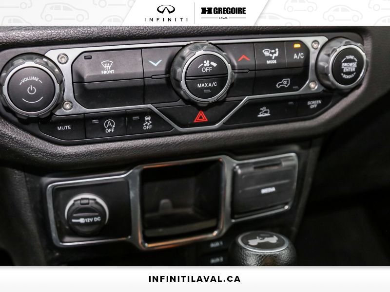 2024 Jeep Wrangler Blainville - photo #17