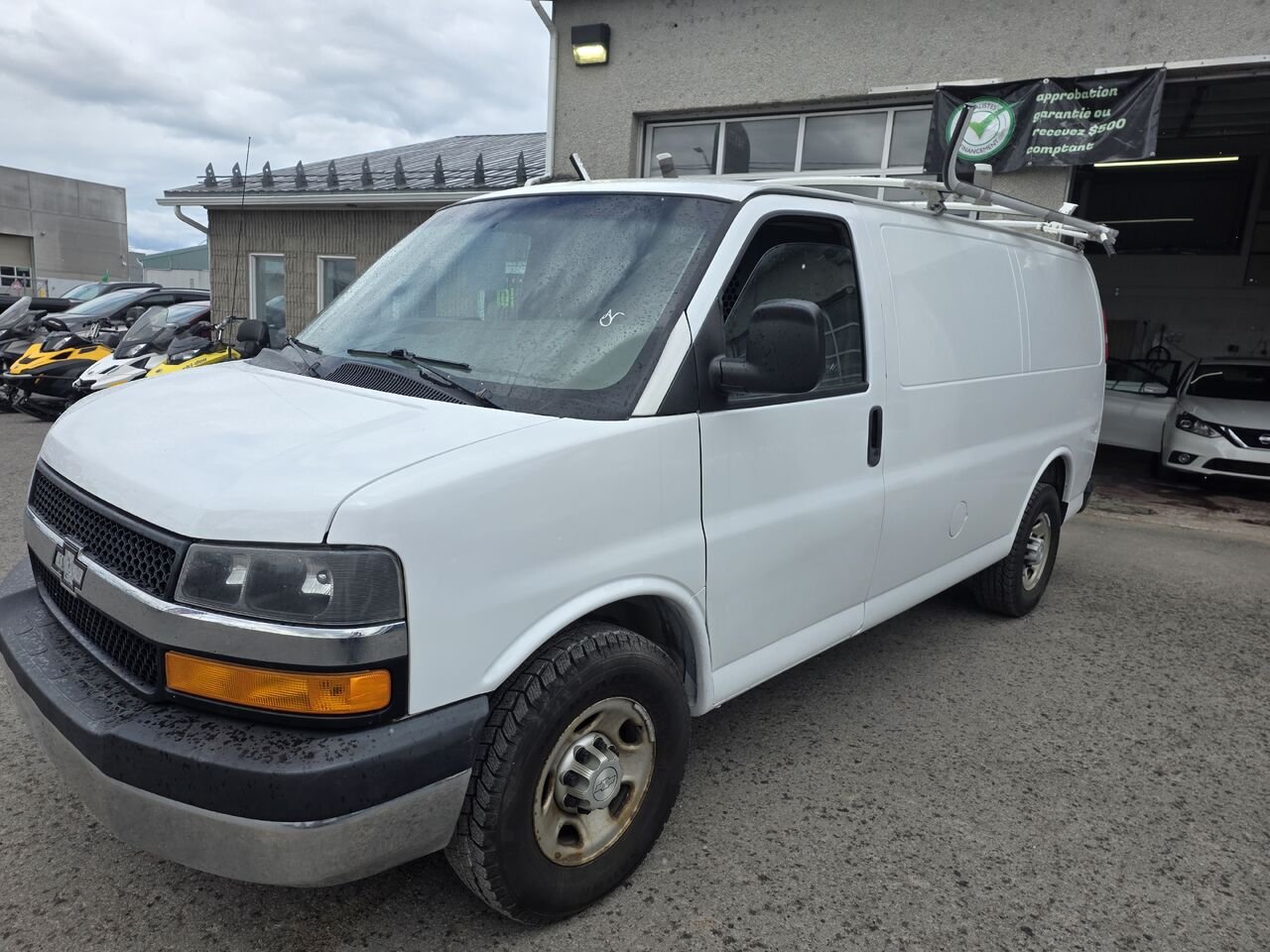 2016 Chevrolet Fourgonnette Express utilitaire White  - photo #1