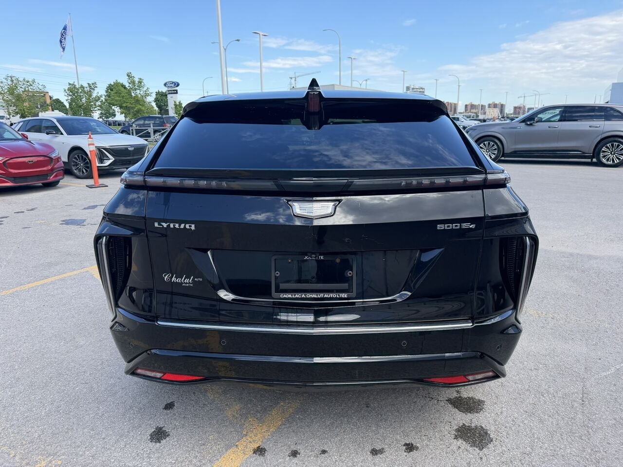 Cadillac LYRIQ LUXURY AWD FINANCEMENT À PARTIR DE 0.99% 2024 Noir Laval - photo #9