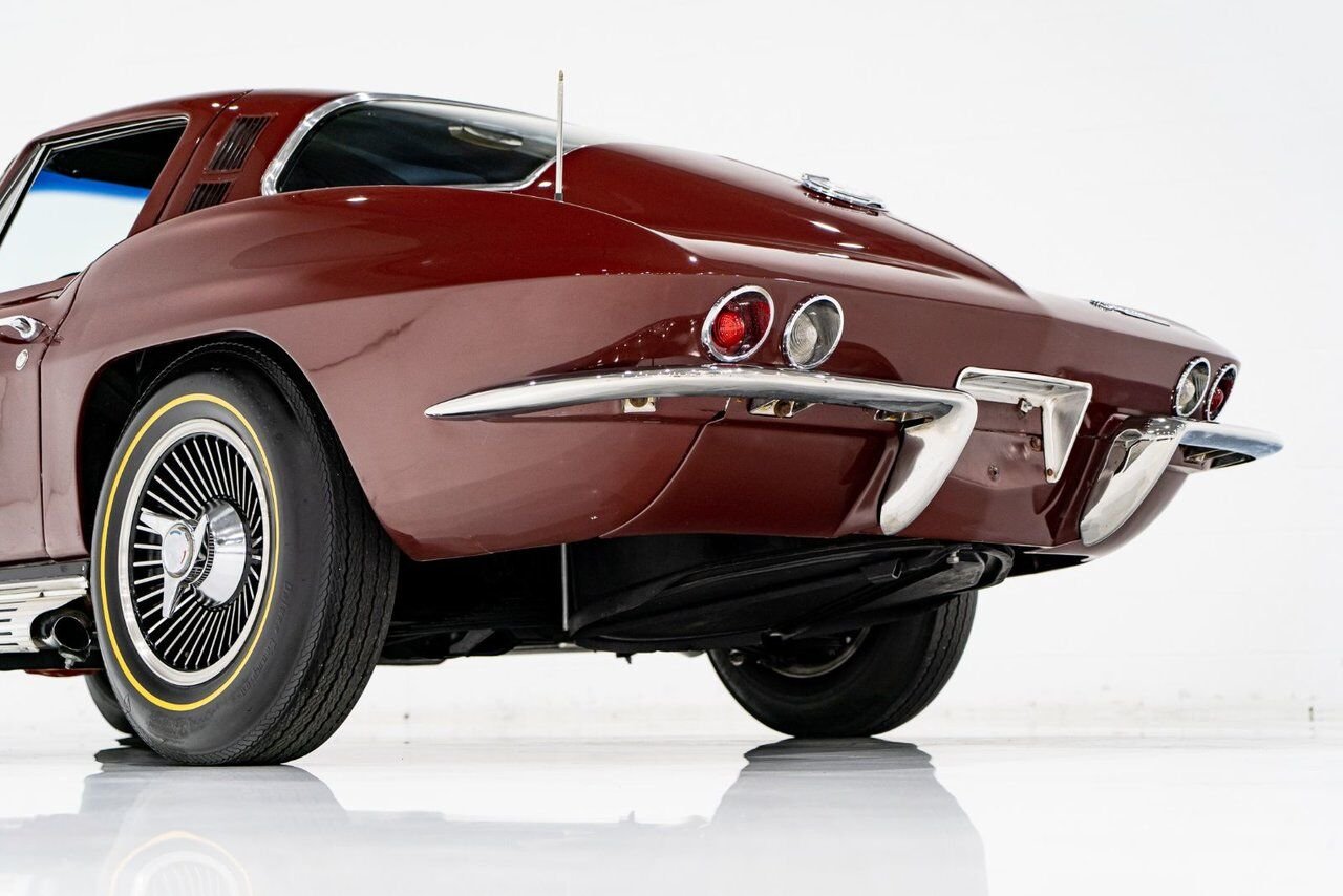 1965 Chevrolet Corvette Fuelie Matching# HG Suffix 327/375HP **PRICE IN USD** Red Montreal - photo #27