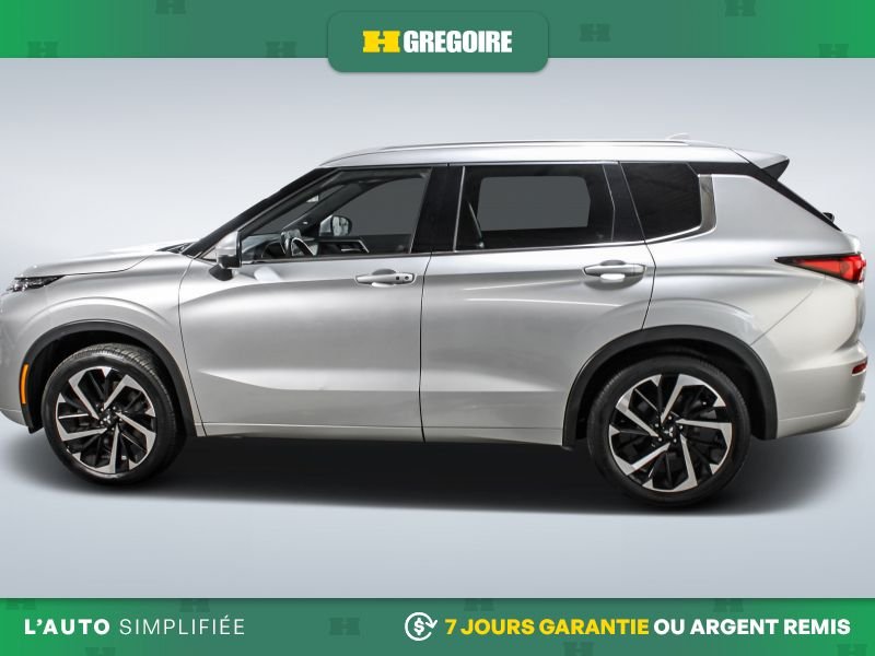 2023 Mitsubishi Outlander Silver Saint-Eustache - photo #4