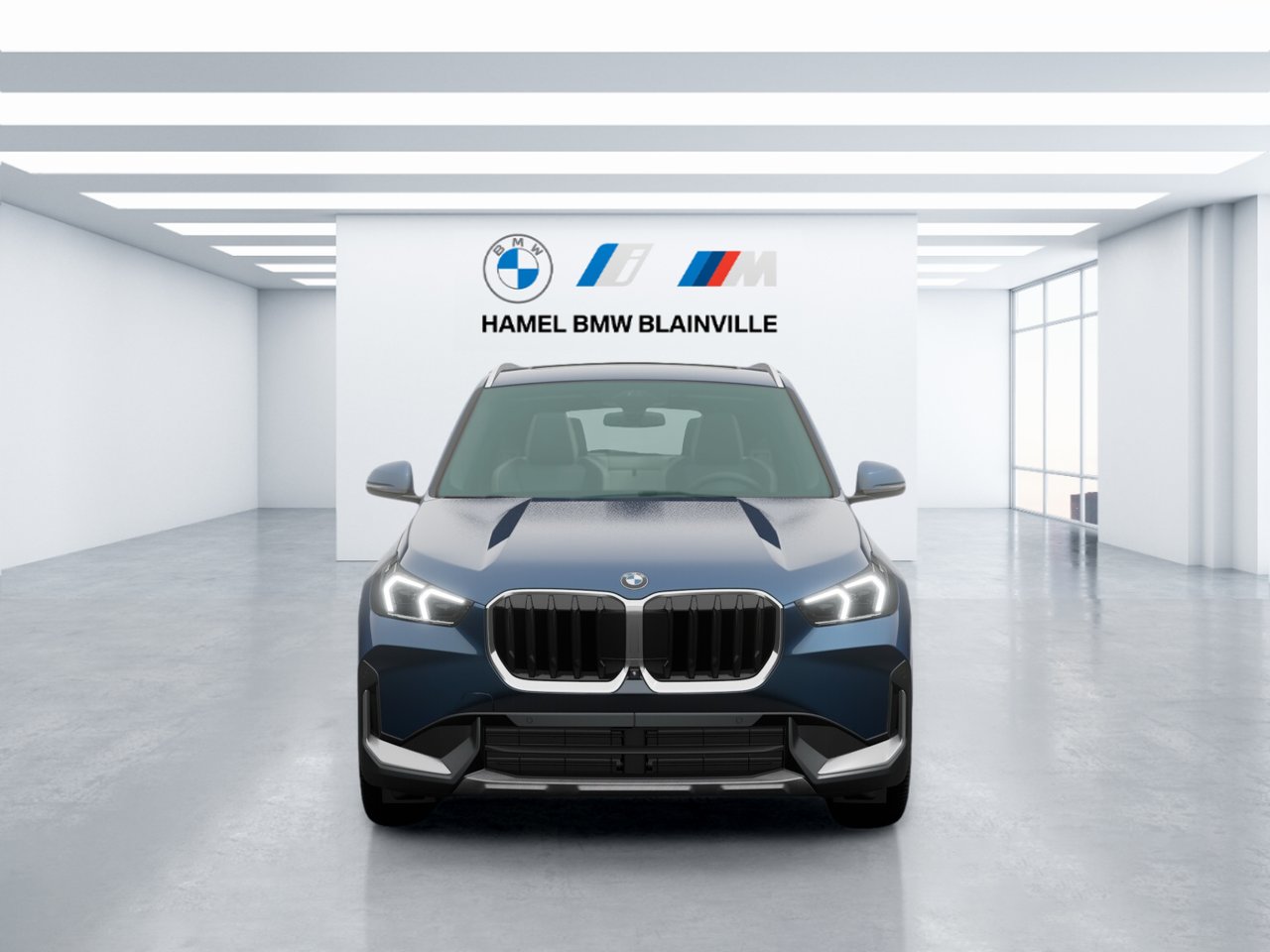 BMW X1 xDrive28i 2026 Bleu Portimao givré métallisé Blainville - photo #2