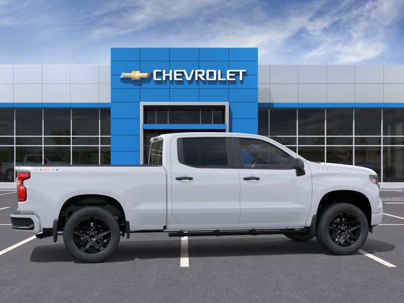 2026 CHEVROLET Silverado 1500 Custom cabine multiplace 4RM 157 po Summit White Ottawa & Gatineau - photo #4