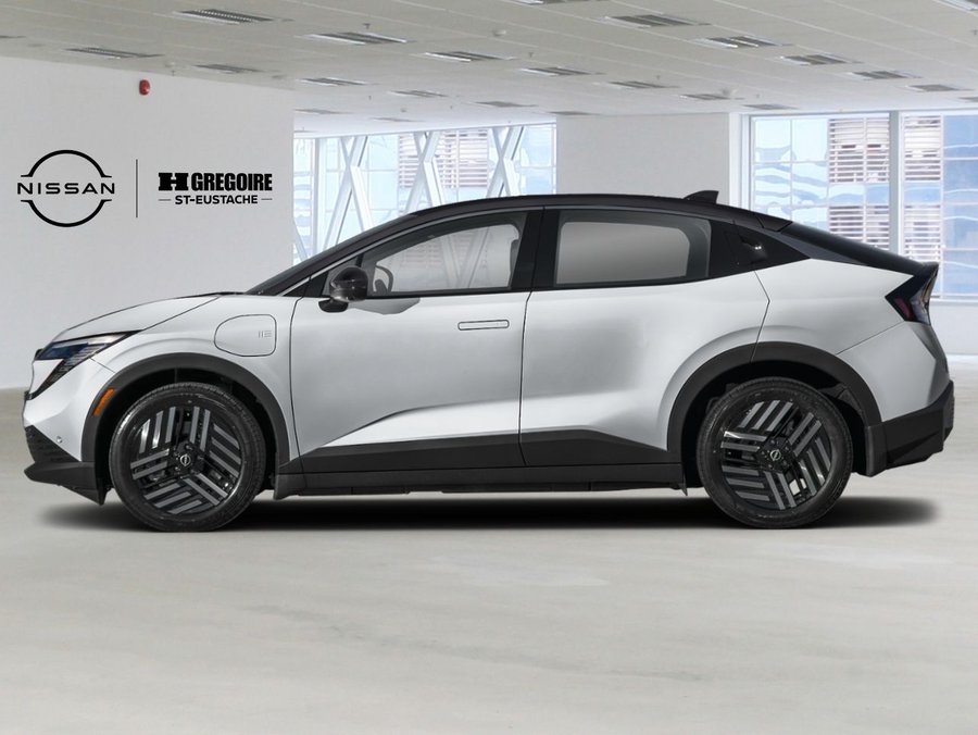 2026 Nissan LEAF 2026 Everest White Pearl Tricoat/Black