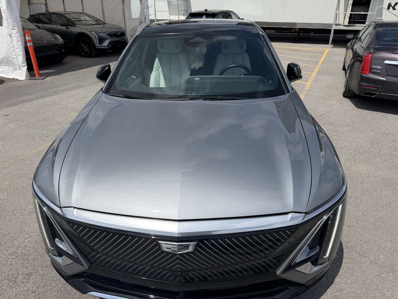 2024 Cadillac LYRIQ LUXURY AWD FINANCEMENT À PARTIR DE 0.99% Silver Laval - photo #7