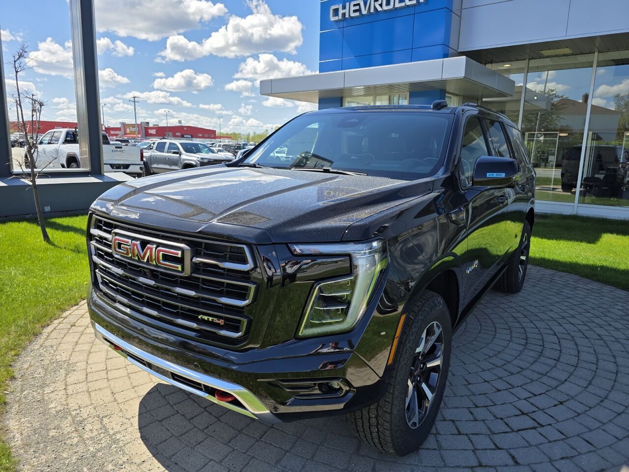 2026 GMC Yukon AT4 Ultimate Rouyn-Noranda - photo #0