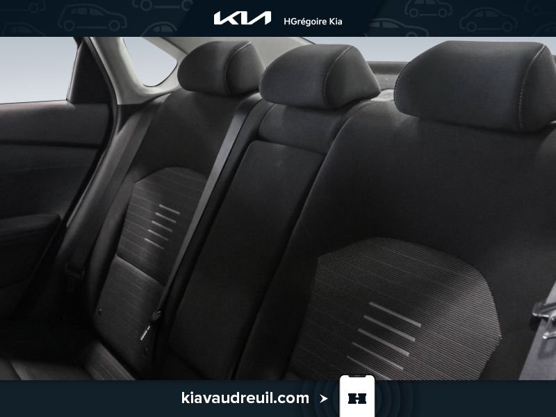 2020 Kia Forte White Blainville - photo #11