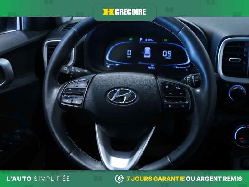2023 Hyundai Venue Grey Blainville - photo #17