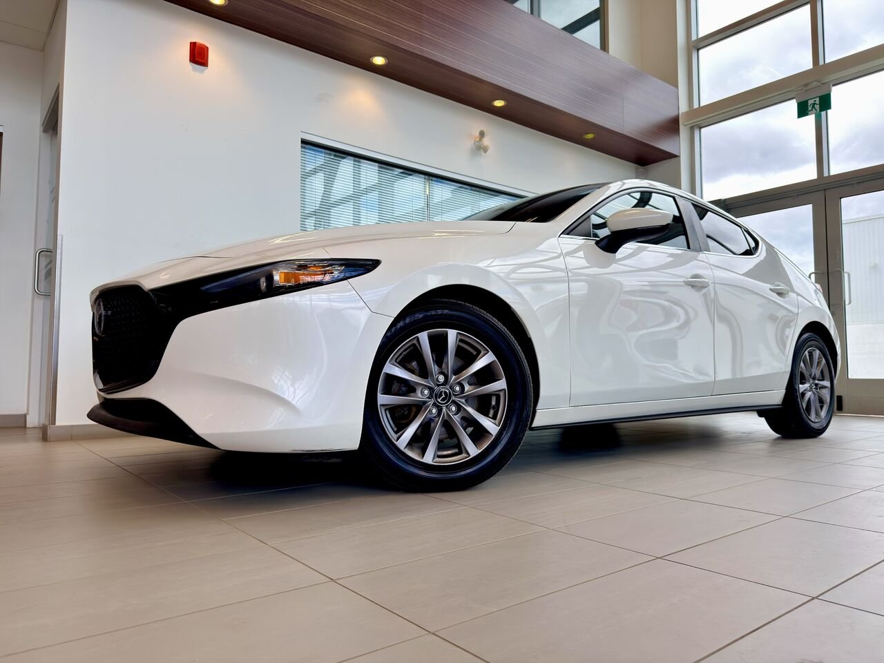 Mazda Mazda3 Sport 2022 Blanc Notre-Dame-des-Prairies - photo #1
